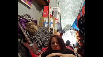 Preview 2 of Legs High Sensual Upskirt - dees vids squirts