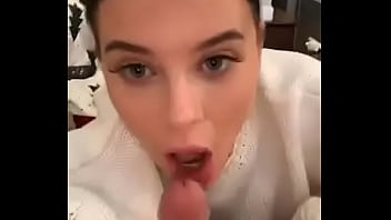 Preview 2 of Masaj Pornosu - Hermosa haciendo oral