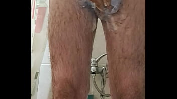 Preview 1 of Jhenna Greey - Me doy una ducha y me pongo cachondo tengo que hacerme una paja a esta gran polla asta correrme
