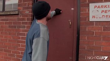 Preview 1 of Esposa Voyeurweb - Bitch fucks a hobo in a dirty place - Stella Cox
