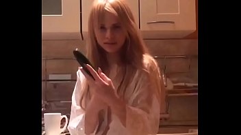 Preview 1 of Siri Mark Woods - Alexandra naughty in her kitchen - Best of VK live