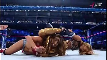 Preview 4 of Masih Anak Tate - Nikki Bella vs Carmella. No Mercy 2016.