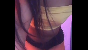 Preview 2 of Mindy Vega Doggy - quả m&ocirc_ng n&agrave_y doggy th&igrave_ hết xảy