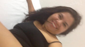 Preview 1 of Girl Show Tits Clasroom - mi perra Adriana chupandomela