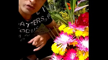 Preview 3 of Dating Loft - Video en tumba de pablo escobar