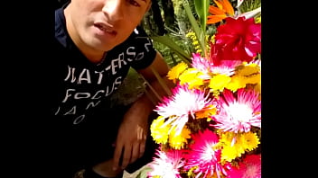 Preview 1 of Dating Loft - Video en tumba de pablo escobar