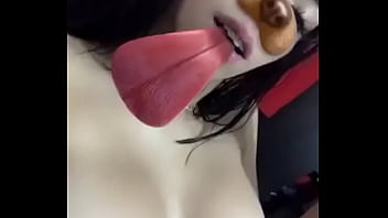 Preview 1 of Mini Skirt Upskirt - Does anyone know who&#039_s she?