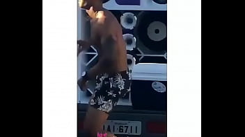 Preview 1 of Ffm Orgazm - Novinho gostoso