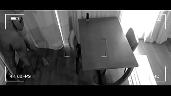 Preview 1 of Dad Massag Pussy - Espionando dois caras no reality show do quarto com o ex.