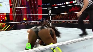 Preview 2 of Adview 10 - Nikki Bella vs Naomi Extreme Rules 2015.