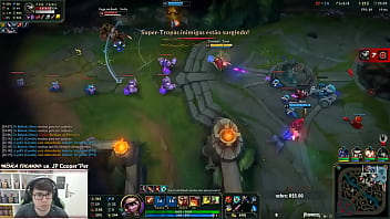 Preview 3 of Fato Phoneera - Gatinho fudendo o Tixinha e mais dois