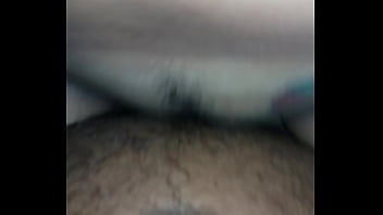Preview 1 of Vidio Bokep Gadis Rusia - Morena novinha sentando forte.