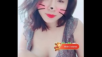Preview 4 of Sunny Leoni Sexy Photos - Anh em chiu duoc may phut voi em nay (very sexy girl)