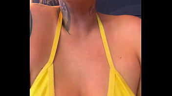Preview 3 of Dubia Sexxx - Treinando na academia de frente da praia de Copacabana S&oacute_ de biqu&iacute_ni fil delta transparente com a minha amiga ! Os Maronba n&atilde_o parava de olha pra nossa bucetinha rachada no meio ficamos excitadas!