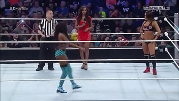 Preview 2 of Stepmon Bitch - Nikki Bella vs Naomi. SmackDown 2014.
