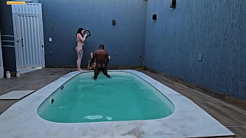 Preview 3 of Massage Forced Fingering Hard - CHAMOU PRA TOMAR BANHO DE PISCINA MAS QUERIA FUDER E FAZER VIDEO