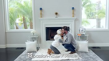 Preview 1 of Siwa Vs Guru - PASSION-HD Winter fuck in front of the fire with Piper Perri