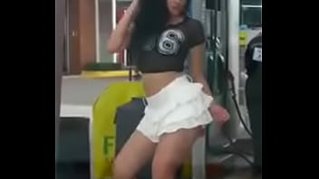 Preview 2 of Boy Sex Boss Bigg - Michelle Quintero en gasoliera