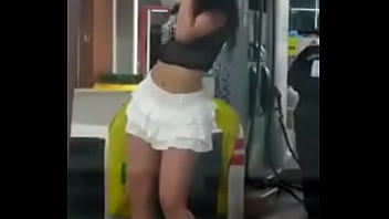Preview 3 of Boy Sex Boss Bigg - Michelle Quintero en gasoliera