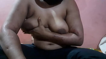 Preview 2 of Big Ass Mom Online Porno - Everything Is Better With Friend&#039_s Mom
