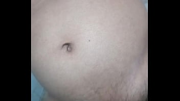 Preview 1 of Bbw Muslim Xxxvideo - Indian Gay Bottom taking own golden shower
