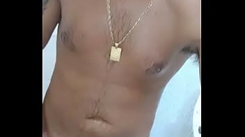 Preview 4 of Hd Porn Full - Badanha,  batendo uma e mostrando a pica pra gata.