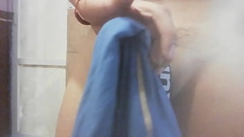 Preview 3 of Hd Two Grils - antes del ba&ntilde_o