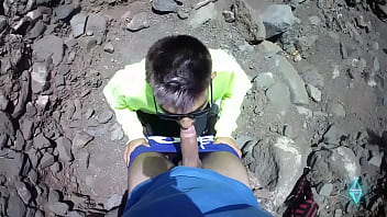 Preview 1 of Dont Cum Inside - Very hot young tourist finds me pissing