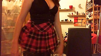 Preview 1 of Www Girl Sex Xxx Hot Com - Sei il mio schiavo e vieni sottomesso come l&#039_ultimo verme di questo mondo: sei pronto a superare i tuoi limiti?