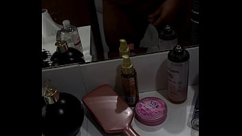 Preview 2 of Step Mom Sex Videos Movie - Punheta no banheiro