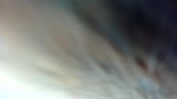 Preview 2 of Tube Porn Jav Virgin - NAMORADA NOVINHA MORENA 18 anos BRANCA METENDO CHUPANDO  NO CARRO PART2