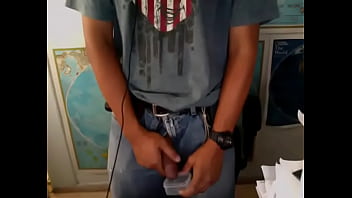 Preview 1 of Blow Job The Pussy - he cum in his lunch box