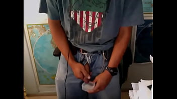 Preview 4 of Blow Job The Pussy - he cum in his lunch box