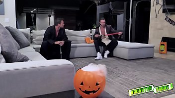 Preview 1 of Dani Daniels In Tight Jeans - Horny step dads doggystyle fuck their cosplaying