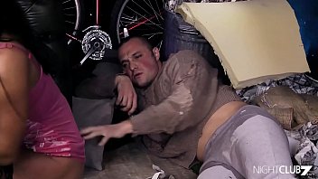 Preview 1 of Samart Puck - Poor guy&#039_s lucky day with a slut
