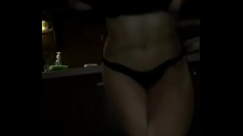 Preview 2 of Wife Raoped - Bulgarian bitch dance ,  kurva tancuva na upsurt