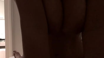Preview 1 of Big Bons - Casada peituda montando