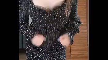Preview 1 of Granny Swallows Animal Cum - Me visto de gala para darle un rico dedo a mi co&ntilde_o rosa mojado