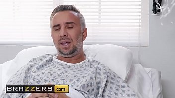 Preview 1 of Reshma Salman Part1 - Doctor&#039_s Adventure - (Alexis Fawx,  Keiran Lee) - Fuck the Pain Away - Brazzers