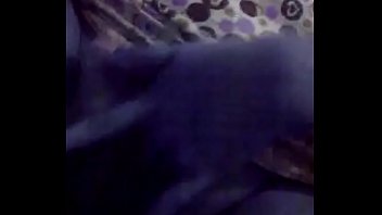 Preview 3 of Www Sexe Vdyo Com - Se toca mientras ve la tv