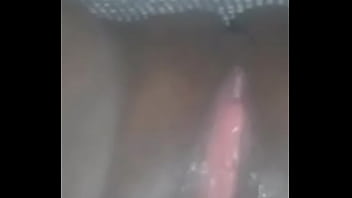 Preview 3 of Hindi Lib Sex - Me env&iacute_a videos al Messenger