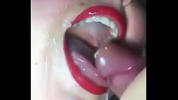 Preview 4 of Sunny Leone Ful Sxe - Cum shot mouth releasing sperm in mouth