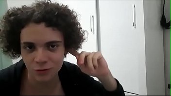 Preview 1 of Nepli Sexcom - REAGINDO A Lil Peep - Broken Smile (legendado) [REACT COMENTANDO]