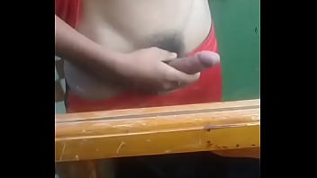 Preview 2 of Mom Son Night Bed Xxxx Video - muy tierno,  quiere cojerse a miguel