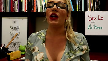Preview 2 of Bdsm Only Older - PREVIEW MY NERDY TEACHER IS A SLUT POV JESSIELEEPIERCE.MANYVIDS.COM MILF GLASSES CUM ON GLASSES STUDENT TEACHER CUM SHOT STOCKING SUSPENDERS BLONDE GIANT DILDO ANATOMY CLASS FEMALE LIVE SUBJECT FEMDOM DETENTION