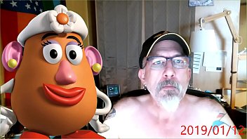 Preview 2 of Beeg Dag - masturbating to an xvideos member