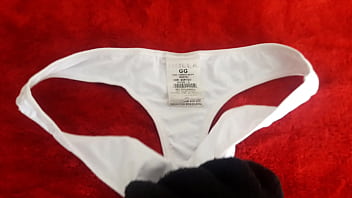 Preview 2 of Kutta Xxxxx - calzon blanco recien usado / white used panties