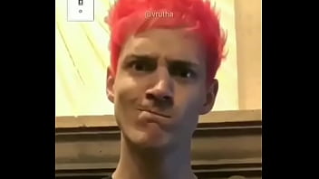 Preview 2 of Anjela Danger - Streamer foi mostrar o c&uacute_ e acabou vazando na rede