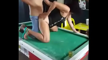 Preview 2 of Raep Hd Porn - Fudendo na mesa de sinuca