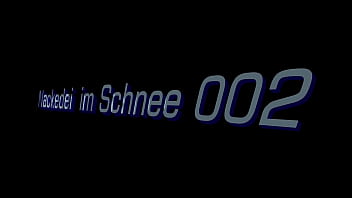 Preview 1 of 3gp Just - Nackedei im Schnee 002